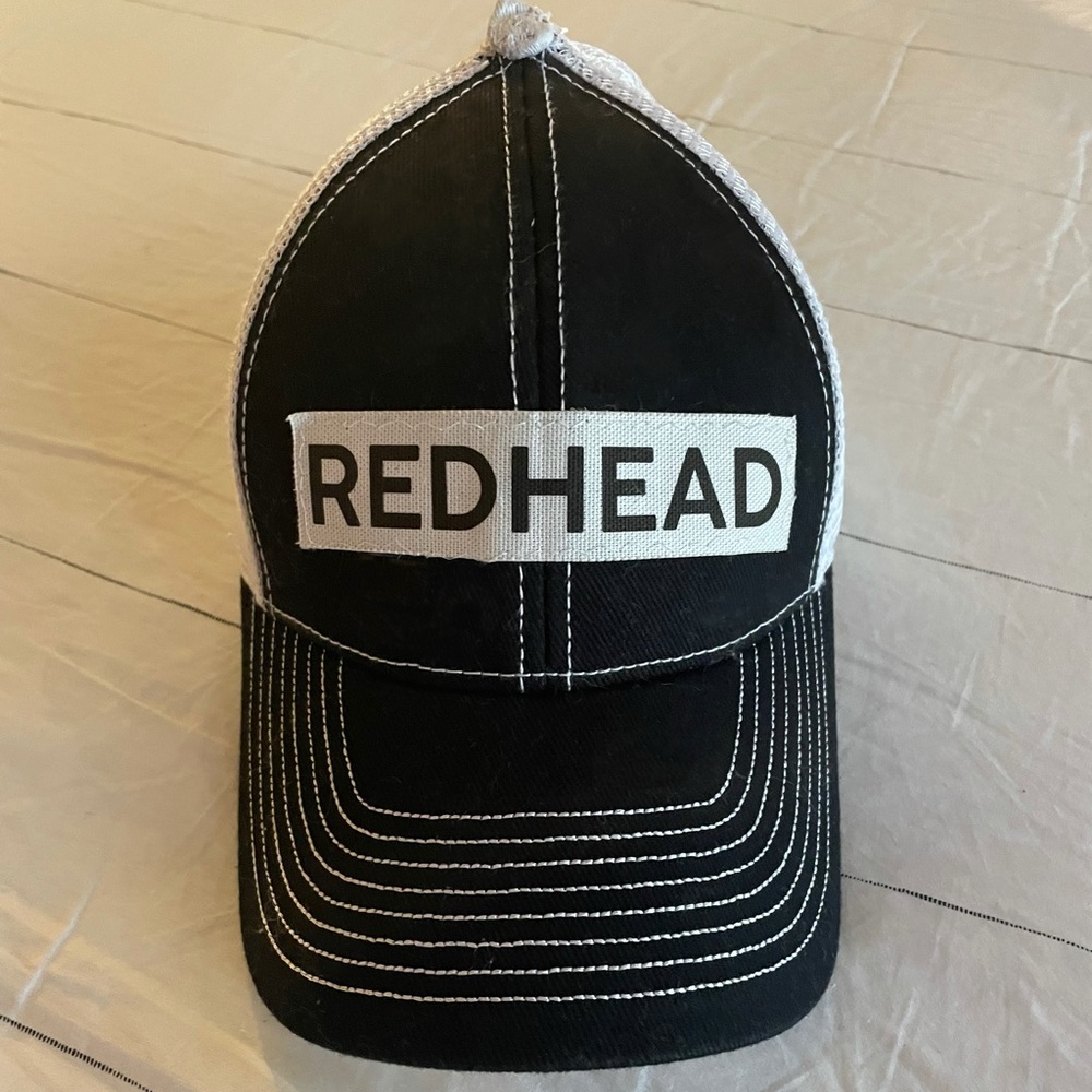 Redhead hat 😋